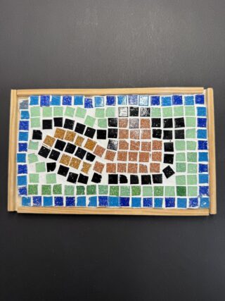 IMG 0352 Sommerferienprogramm im Rahmen der Ausstellung "Caesar & Kleopatra": Mosaik einer Ente.